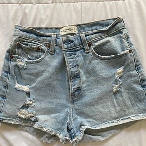 Abercrombie and Fitch high rise mom shorts